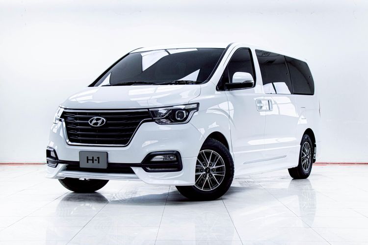 รถ Hyundai H-1  2.5 Elite สี ขาว