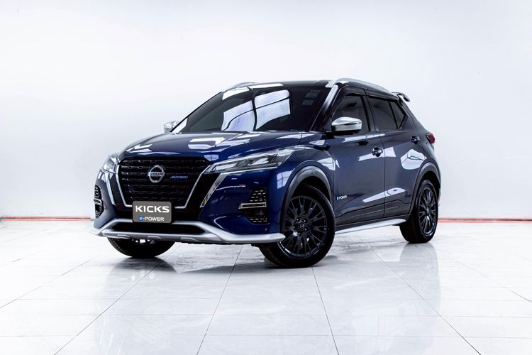 รถ Nissan Kicks 1.2 Autech สี น้ำเงิน