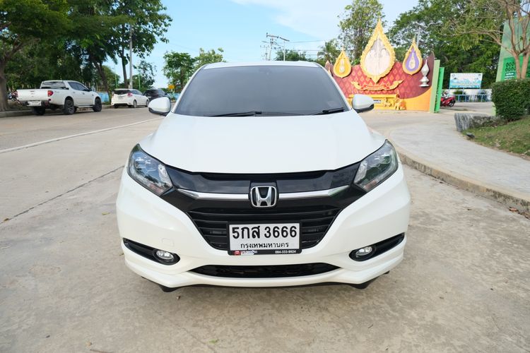 Honda HR-V 2017 1.8 E Limited Sedan เบนซิน ไม่ติดแก๊ส เกียร์อัตโนมัติ ขาว รูปที่ 2