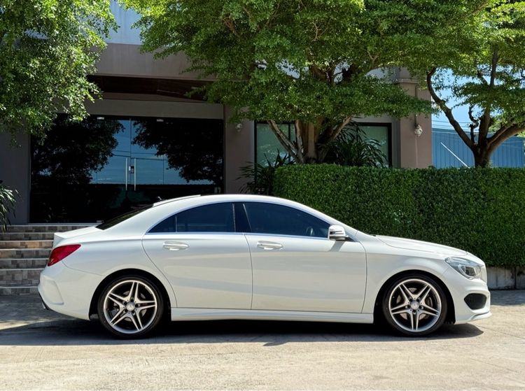 Mercedes-Benz CLA-Class 2016 CLA250 AMG Sedan เบนซิน ไม่ติดแก๊ส เกียร์อัตโนมัติ ขาว รูปที่ 2