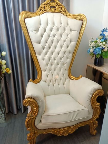 ของตกแต่งบ้านอื่นๆ ส่งต่อเก้าอี้สไตล์ยุโรป (EU Style) สีขาวและสีดำ สวยหรูคลาสสิก