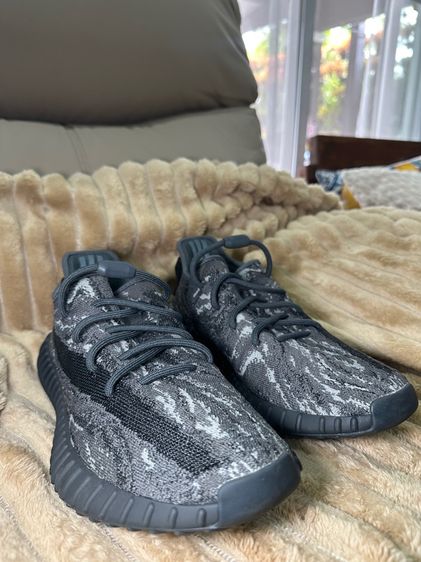 Yeezy Carbon Beluga ของแท้ 💯 รูปที่ 3