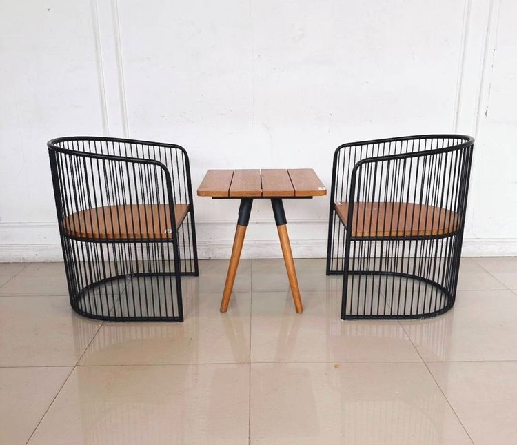 ชุดคอฟฟี่เทเบิ้ล OUTDOOR ท็อปไม้ MDF โครงเหล็ก ขากลึงกลม พร้อมเก้าอี้ 