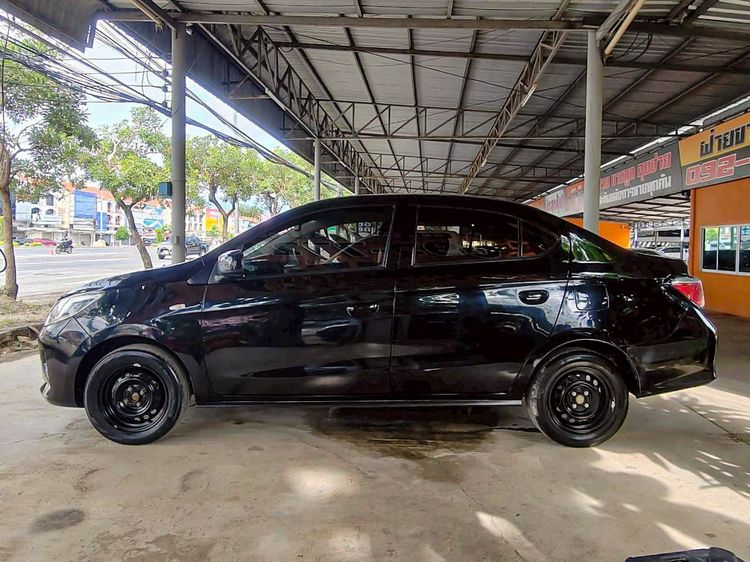 Mitsubishi Attrage 2021 1.2 GLX Sedan เบนซิน ไม่ติดแก๊ส เกียร์อัตโนมัติ ดำ รูปที่ 4