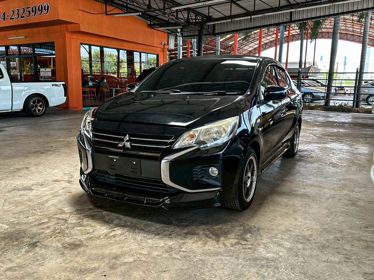 รถ Mitsubishi Attrage 1.2 GLX สี ดำ