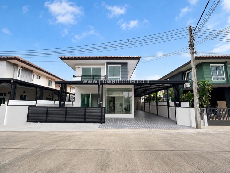 บ้านเดี่ยว รีโนเวท หมู่บ้านเดอะทรัสต์วิลล์ วัชรพล-หทัยราษฏร์  ราคา 4,200,000 บาท เนื้อที่ 52.5 ตร.ว.