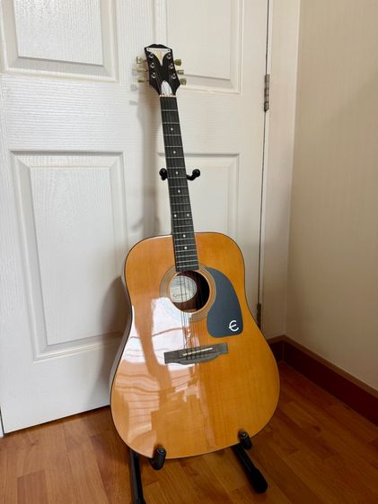 กีต้าร์โปร่ง กีตาร์โปร่ง Epiphone
