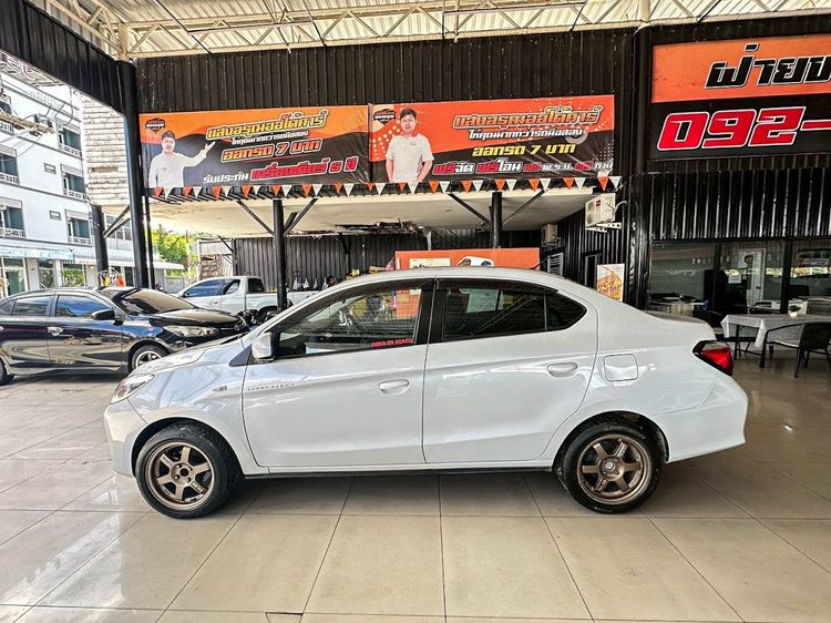 Mitsubishi Attrage 2019 1.2 GLX Sedan เบนซิน ไม่ติดแก๊ส เกียร์อัตโนมัติ ขาว รูปที่ 4