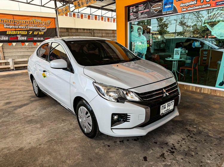 Mitsubishi Attrage 2020 1.2 GLX Sedan เบนซิน ไม่ติดแก๊ส เกียร์อัตโนมัติ ขาว รูปที่ 3