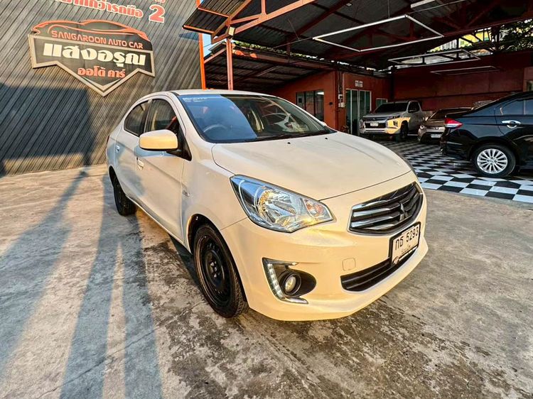 Mitsubishi Attrage 2018 1.2 GLX Sedan เบนซิน ไม่ติดแก๊ส เกียร์อัตโนมัติ ขาว รูปที่ 3