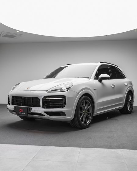 Porsche Cayenne 2020 3.0 E-Hybrid 4WD Utility-car ไฮบริด ไม่ติดแก๊ส เกียร์อัตโนมัติ ขาว