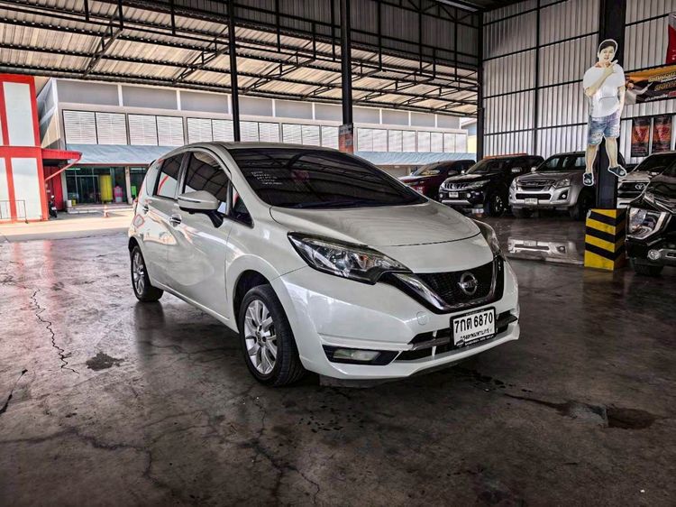 Nissan Note 2017 1.2 VL Sedan เบนซิน ไม่ติดแก๊ส เกียร์อัตโนมัติ ขาว รูปที่ 3