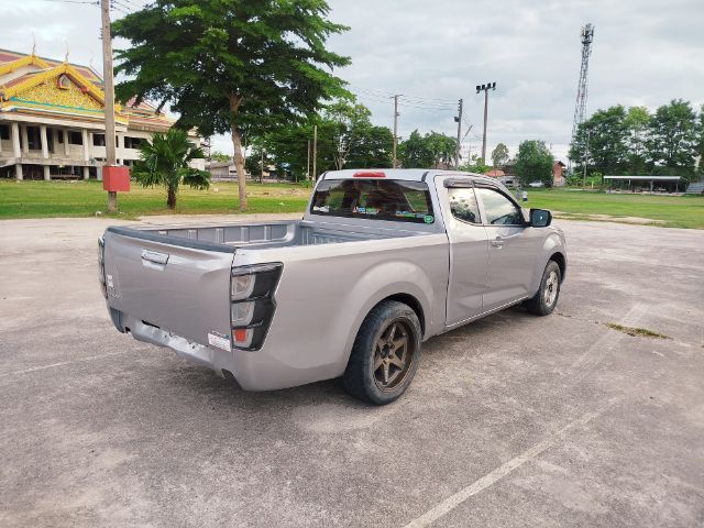 Isuzu D-MAX 2022 1.9 L DA X-series Pickup ดีเซล ไม่ติดแก๊ส เกียร์ธรรมดา เงิน รูปที่ 4