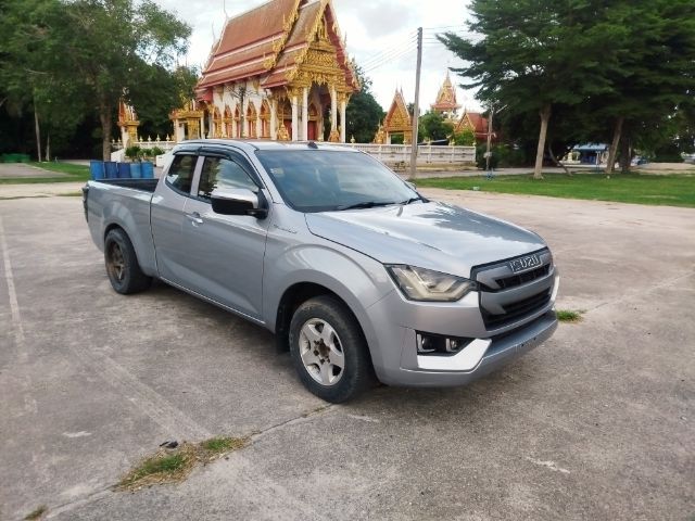 รถ Isuzu D-MAX 1.9 L DA X-series สี เงิน
