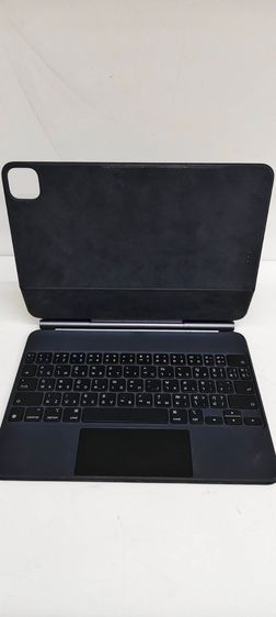 Apple Magic KeyboardสําหรับiPad ขนาด 11 นิ้ว สีดํา แป้นพิมพ์ไทยแท้ มี Trackpadในตั