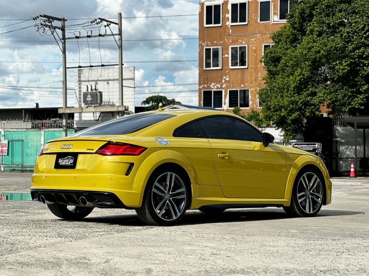 Audi Audi TT  2023 2.0 TFSI Quattro S Line 4WD Sedan เบนซิน ไม่ติดแก๊ส เกียร์อัตโนมัติ เหลือง รูปที่ 4