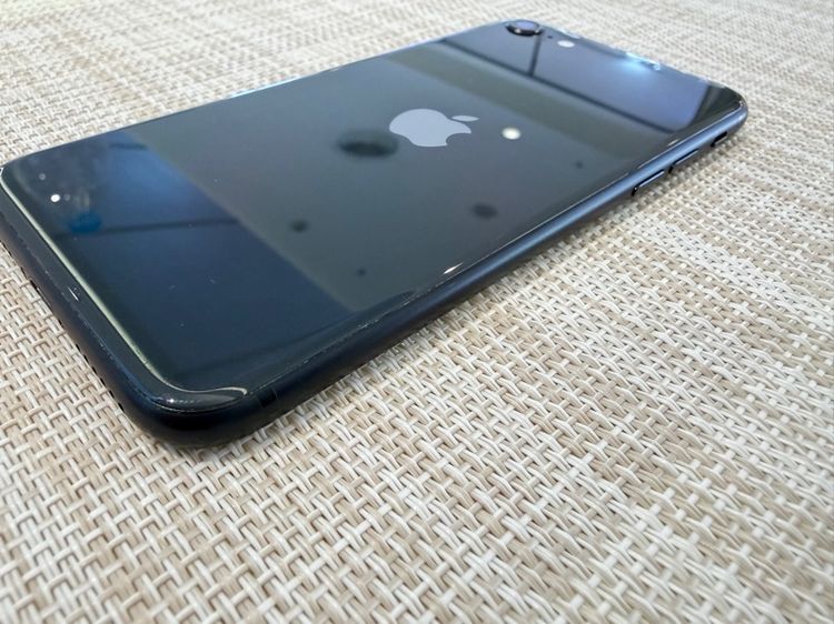iPhone SE2 ฝาหลังร้าว 64gb รูปที่ 7