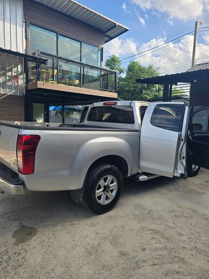 Isuzu D-MAX 2014 2.5 Hi-Lander Z Pickup ดีเซล เกียร์ธรรมดา บรอนซ์เงิน รูปที่ 3