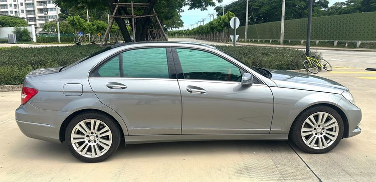 Mercedes-Benz รุ่นอื่นๆ 2013 รุ่นย่อยอื่นๆ Sedan ดีเซล เกียร์อัตโนมัติ บรอนซ์เงิน รูปที่ 4