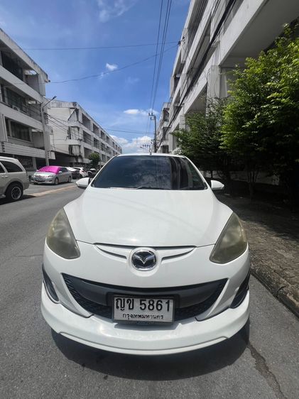 รถ Mazda Mazda 2 1.5 Groove สี ขาว