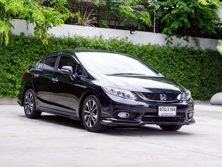 Honda Civic 2015 1.8 ES i-VTEC Sedan เบนซิน ไม่ติดแก๊ส เกียร์อัตโนมัติ ดำ