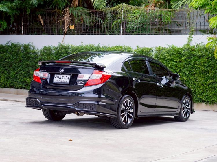 Honda Civic 2015 1.8 ES i-VTEC Sedan เบนซิน ไม่ติดแก๊ส เกียร์อัตโนมัติ ดำ รูปที่ 4