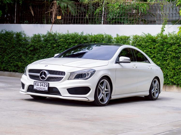 Mercedes-Benz CLA-Class 2015 CLA250 AMG Sedan เบนซิน ไม่ติดแก๊ส เกียร์อัตโนมัติ ขาว รูปที่ 3
