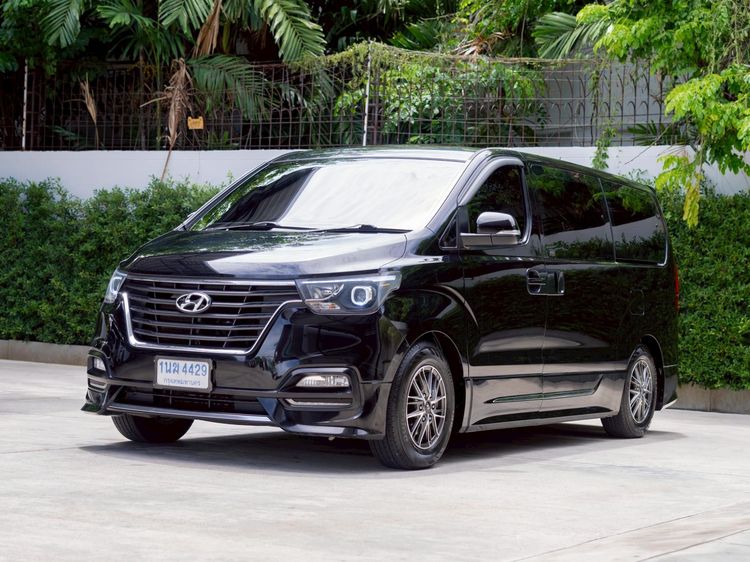 Hyundai H-1 2022 2.5 Elite Utility-car ดีเซล ไม่ติดแก๊ส เกียร์อัตโนมัติ ดำ รูปที่ 3