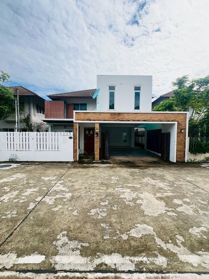 ขายบ้านเดี่ยว 60 วา สวยใกล้สนามบินน้ำ สี่แยกแคราย ติดรถไฟฟ้าสีชมพู
