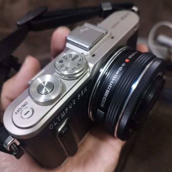 Olympus กล้องมิลเลอร์เลส กล้อง Olypus PEN E-PL8