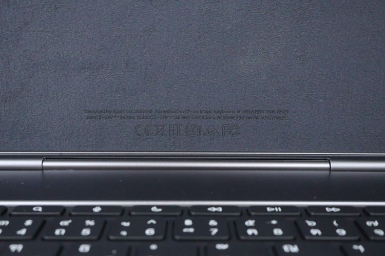 Magic Keyboard iPad Pro 13" รูปที่ 16