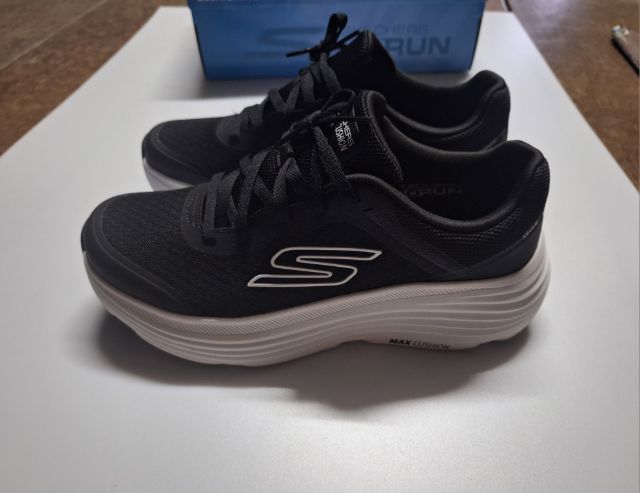 รองเท้า SKECHERS รูปที่ 3