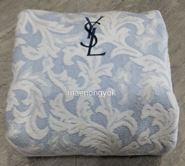 ผ้าฝ้าย ผ้าห่มแบรนด์ Burberry,YSL มือสอง