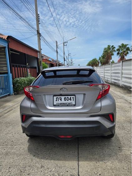 Toyota C-HR 2018 1.8 Mid Utility-car เบนซิน ไม่ติดแก๊ส เกียร์อัตโนมัติ เทา รูปที่ 3