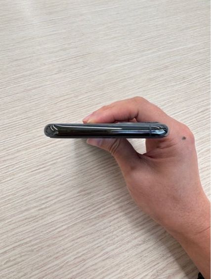 iPhone 11 Pro Max รูปที่ 8