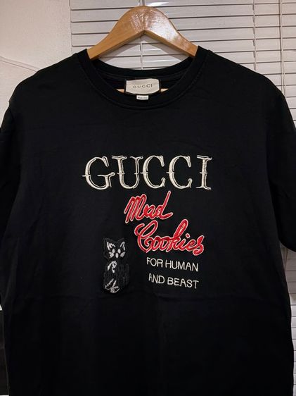 L แขนสั้น เสื้อทีเชิ้ต Guess เสื้อยืด Gucci รุ่น "Mad Cookies" สีดำ