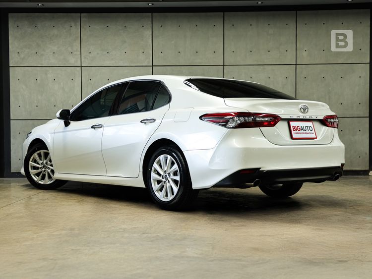Toyota Camry 2022 2.5 Sport Sedan เบนซิน ไม่ติดแก๊ส เกียร์อัตโนมัติ ขาว รูปที่ 3
