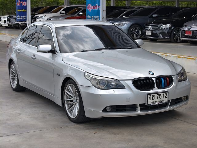 BMW Series 5 2004 525i Sedan เบนซิน LPG เกียร์อัตโนมัติ เทา