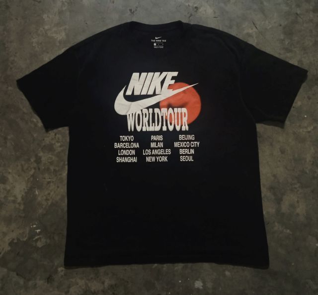 อื่นๆ อื่นๆ อื่นๆ รองเท้าหนังทั่วไป ขนาดอื่น ๆ แบรนด์เสื้อ NikeและPOLO
