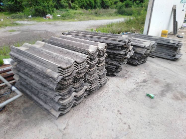 กระเบื้องลอนคู่ แผ่นละ 12 บาท รับเอง ของอยู่บางนา กม.1