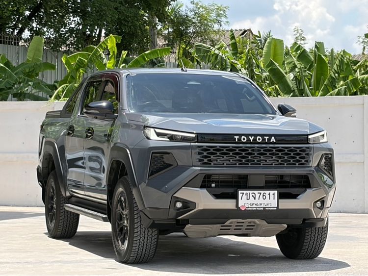 Toyota Hilux Revo 2025 Pickup ดีเซล ไม่ติดแก๊ส เกียร์อัตโนมัติ เทา