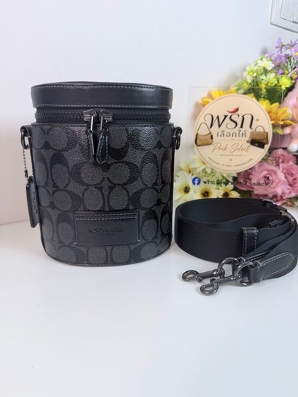 ชาย ดำ ผ้าใบ coach men