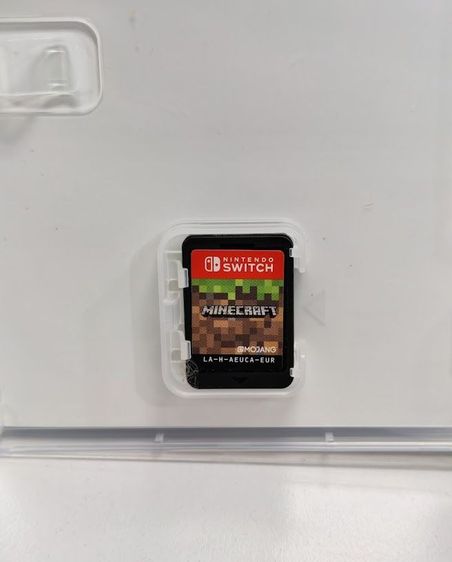 แผ่นเกม Minecraft สำหรับ Nintendo Switch (โซนภาษาอังกฤษ) มือสอง สภาพใหม่  รูปที่ 3