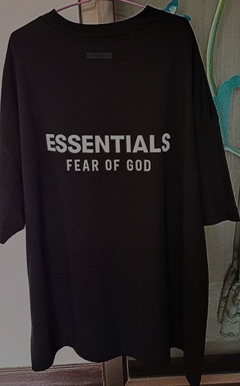เสื้อยืด Essentials fear of god  รูปที่ 3