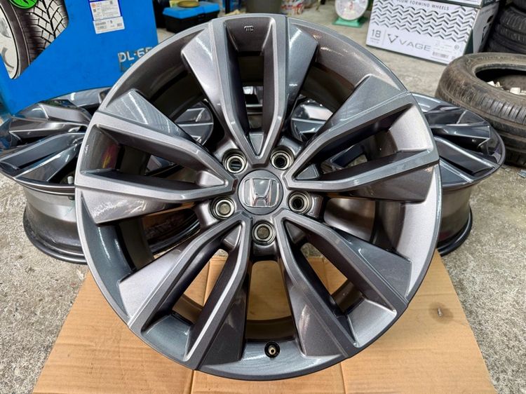 18" ล้อแม็ก HONDA HRV ขอบ 18” สภาพสวย