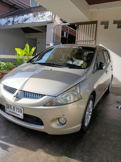 รถ Mitsubishi Space Wagon 2.4 GLS สี บรอนซ์ทอง