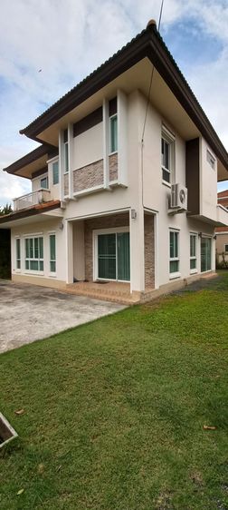 อื่นๆ มีบางส่วน 2010 บ้านเดี่ยวแปลงใหญ่ ในโครงการจัดสรรใกล้สนามบิน และถนนวงแหวนรอบ 2 ถนนสันกำแพงสายใหม่ เชียงใหม่ รูปที่ 4
