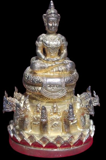 พระบูชาตั้งหน้ารถ บูรณะหลักเมือง ปี 2547 รูปที่ 3