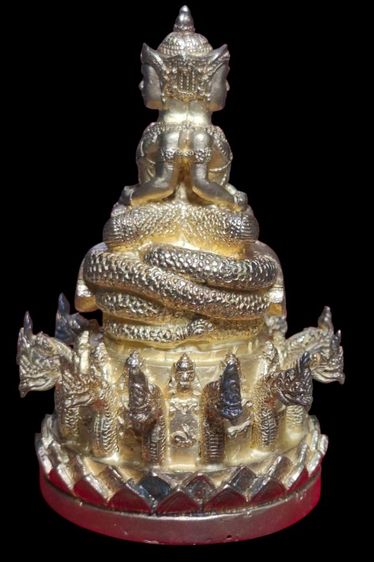 พระบูชาตั้งหน้ารถ บูรณะหลักเมือง ปี 2547 รูปที่ 2