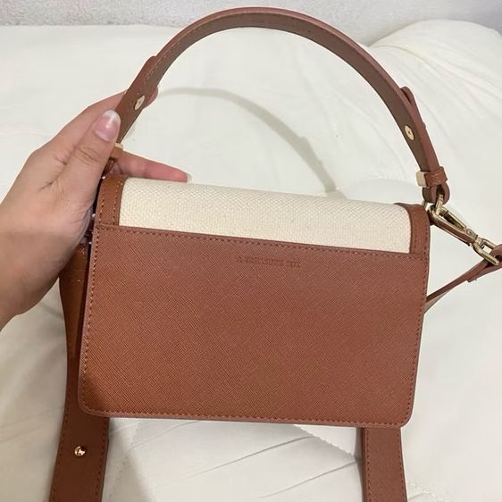 ส่งต่อ กระเป๋า Atreasurebox รุ่น Canvas สี Brown Layer Box Size S 🤎🤍 รูปที่ 4